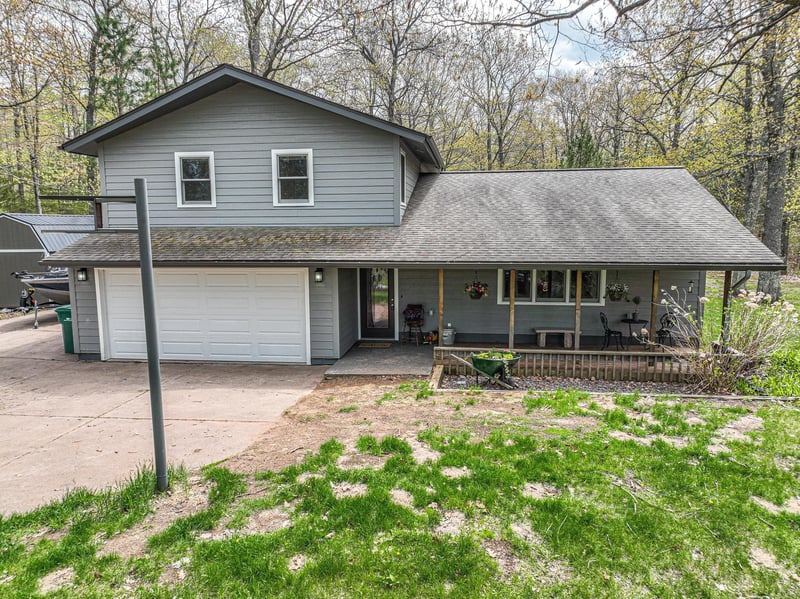11882 E Rowe Rd, Lake Nebagamon, WI 54849