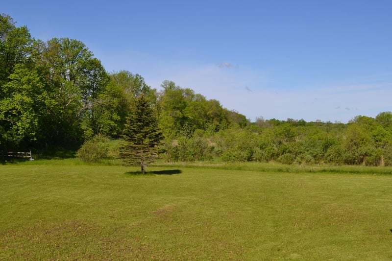 2224 Homestead Rd NE, Nelson, MN 56355