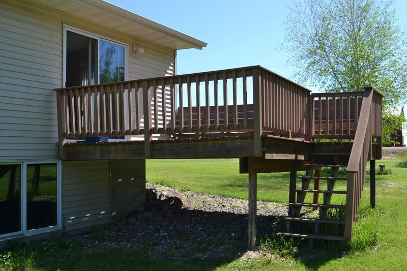 2224 Homestead Rd NE, Nelson, MN 56355