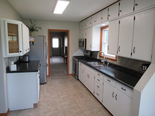 301 S Oak St, Wanda, MN 56294