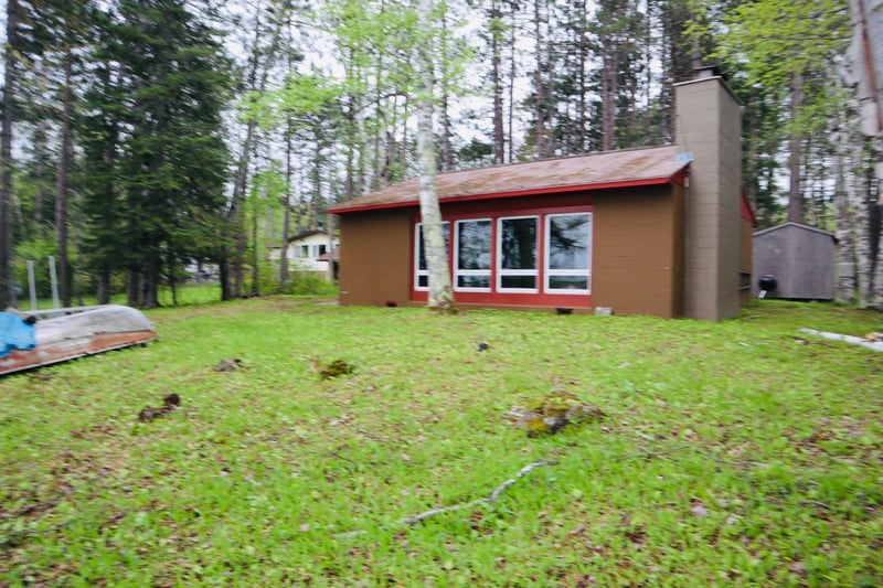 10099 Highway 65, Britt, MN 55710