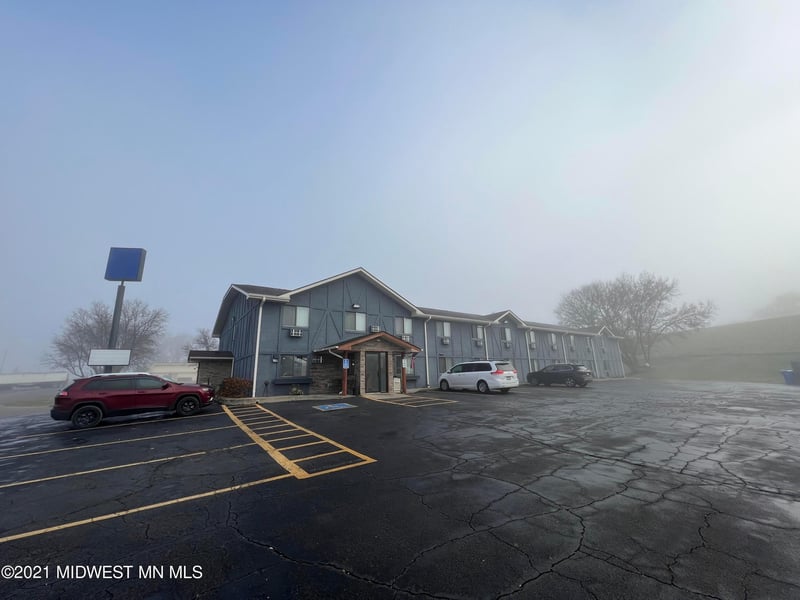 400 Morrow Ave, Detroit Lakes, MN 56501