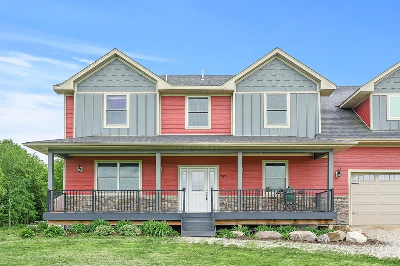 787 97th St NW, Monticello, MN 55362