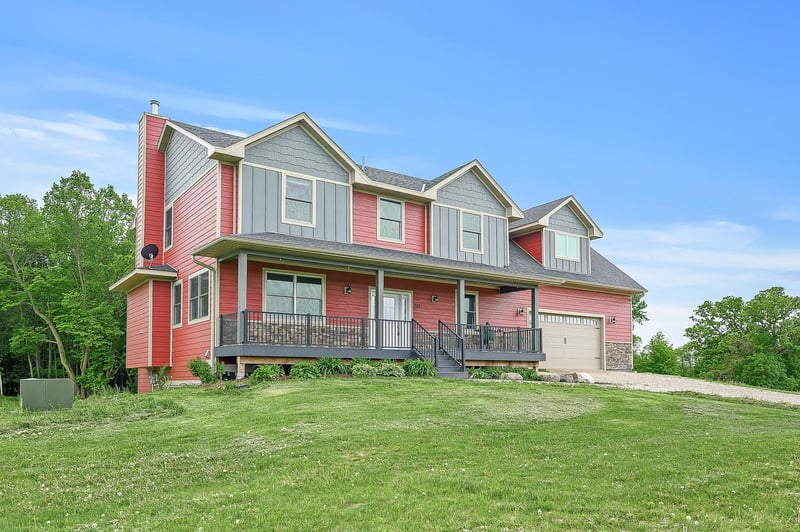 787 97th St NW, Monticello, MN 55362