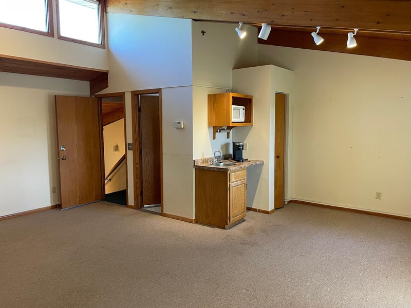 14575 Grand Ave, Burnsville, MN 55306