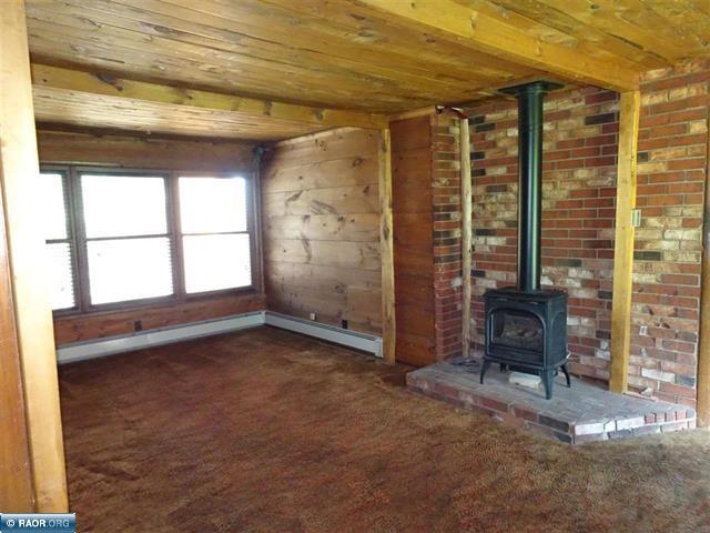 8541 Tall Pine Rd, Britt, MN 55710