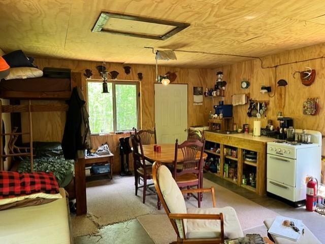 9888 S Harapat Rd, Foxboro, WI 54836