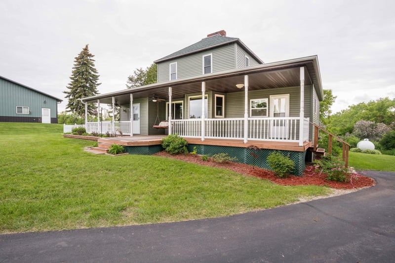 32556 Sawmill Rd, Erhard, MN 56534