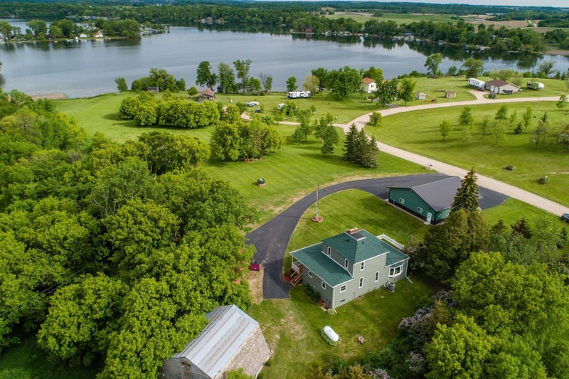 32556 Sawmill Rd, Erhard, MN 56534