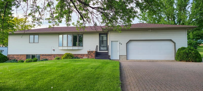 20 Fiemeyer Dr, Courtland, MN 56021