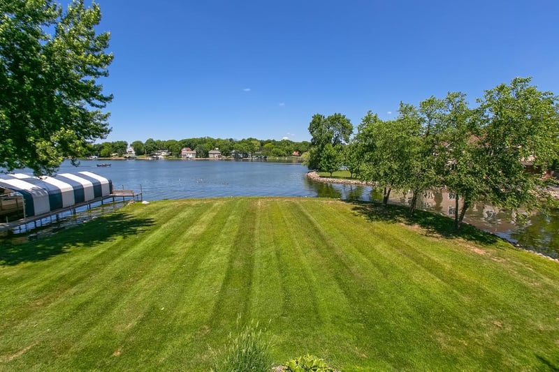 3812 Sunset Dr, Spring Park, MN 55384