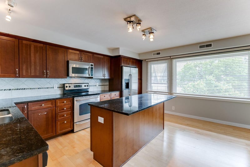 5412 France Ave S #200, Edina, MN 55410