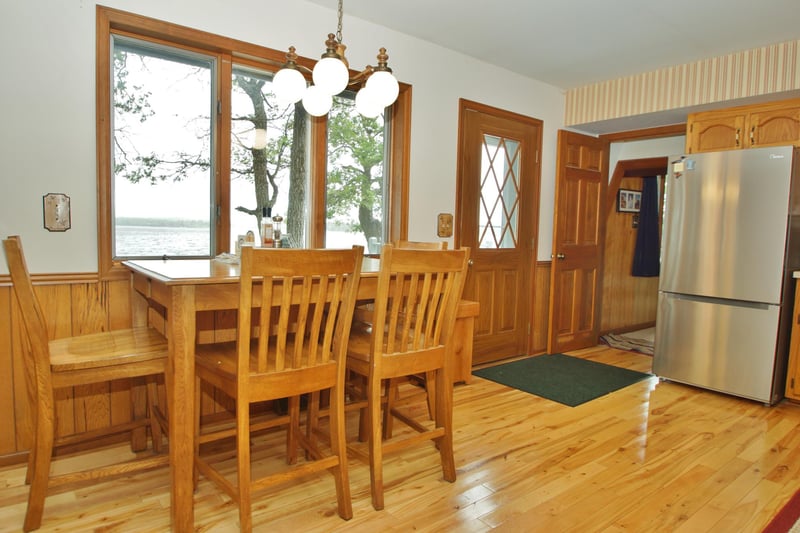 16195 W Browns Ln, Stone Lake, WI 54876