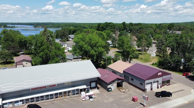 150 W Main St W, Isle, MN 56342
