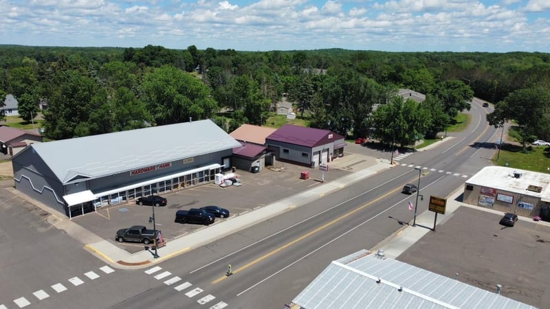 150 W Main St W, Isle, MN 56342