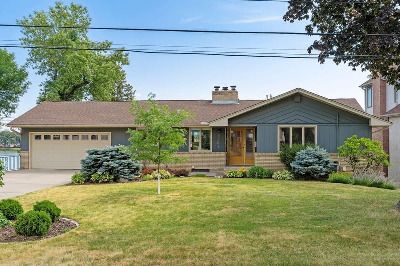 4304 Twin Oak Ln, Minneapolis, MN 55422