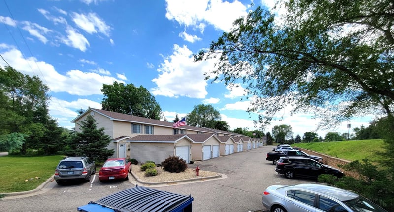915 7th St #2-7, Jordan, MN 55352