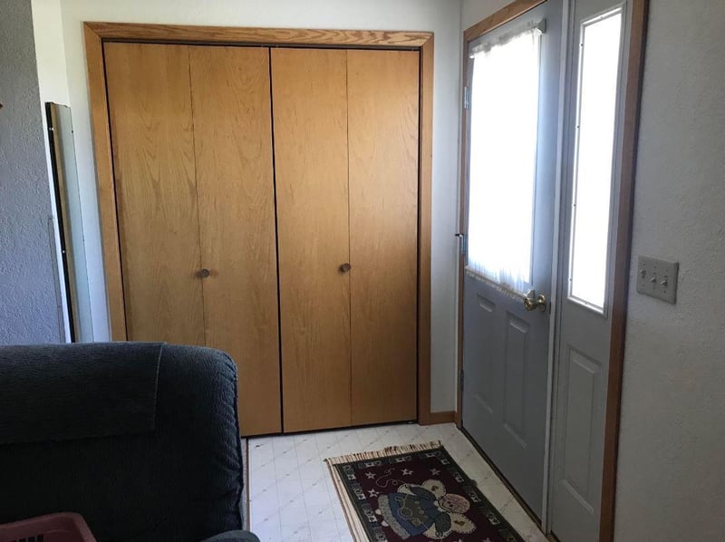 48778 145th St, Madelia, MN 56062