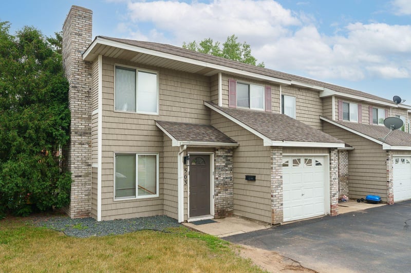 489-503 Harriet Ave, Shoreview, MN 55126