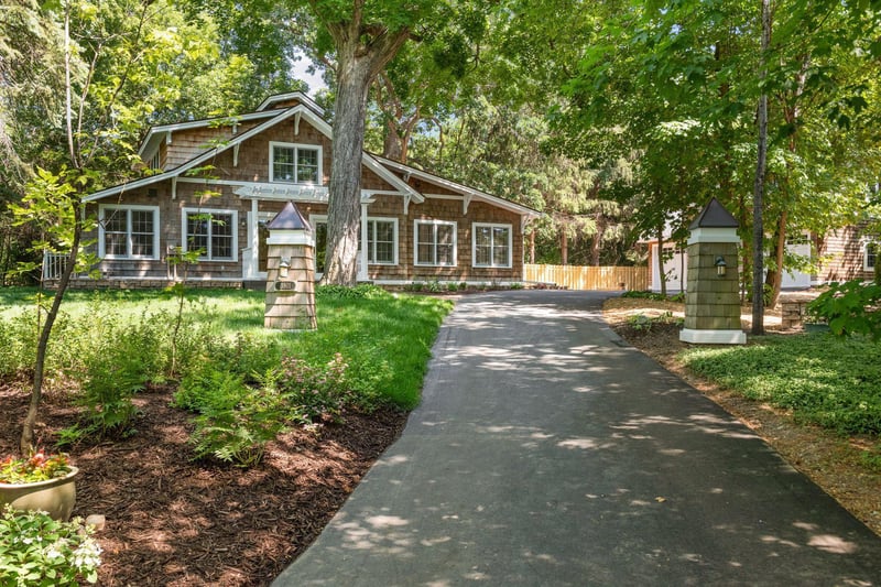 3801 Sunset Dr, Spring Park, MN 55384