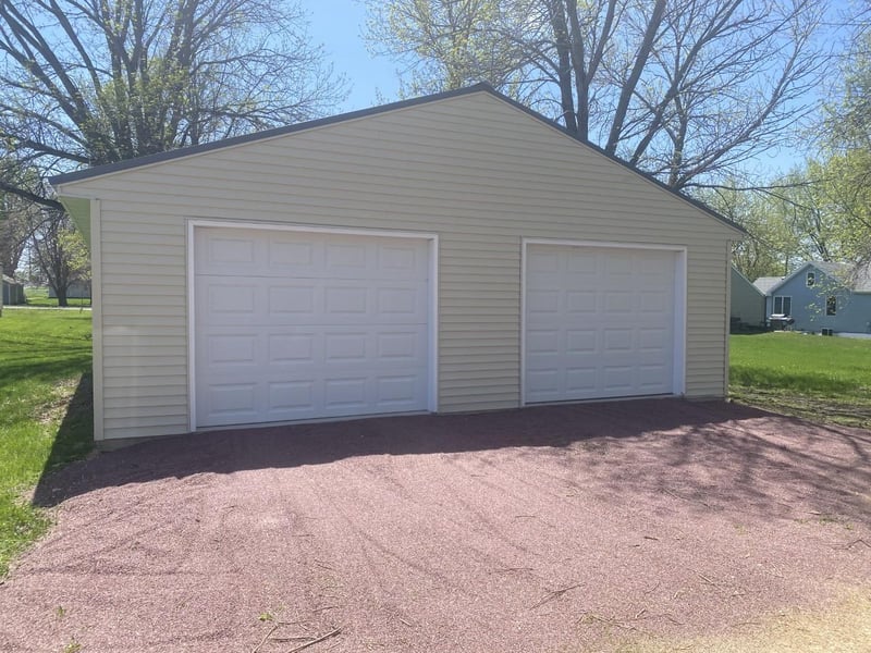 410 Center Ave, Lake Wilson, MN 56151