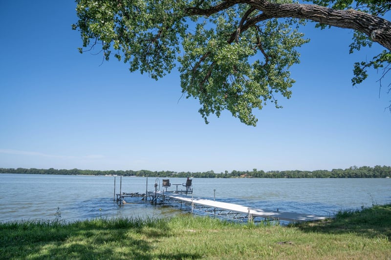 22318 62nd St NW, Sunburg, MN 56289