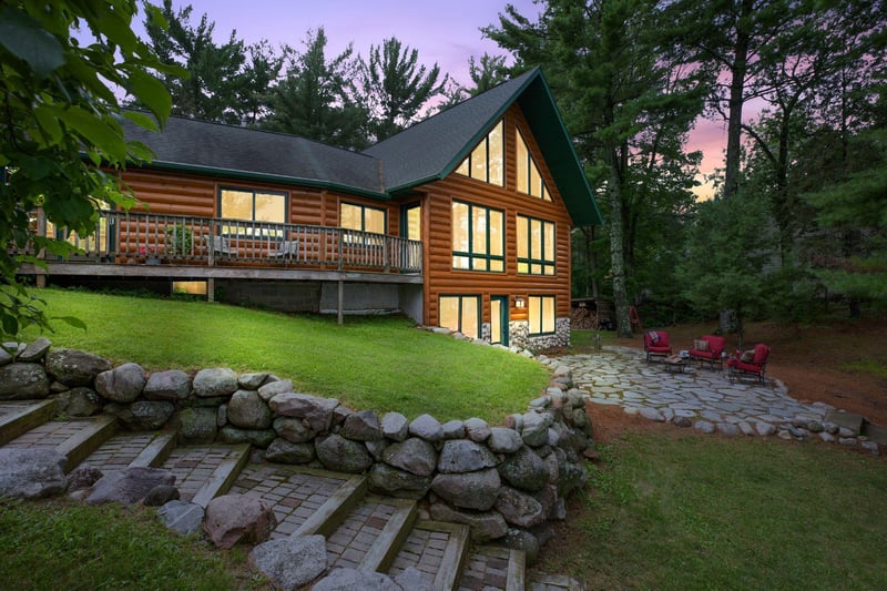 33365 E Shamineau Dr, Motley, MN 56466