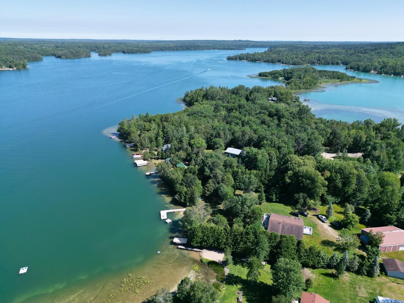 5582 Arrow Peninsula Dr NE, Remer, MN 56672