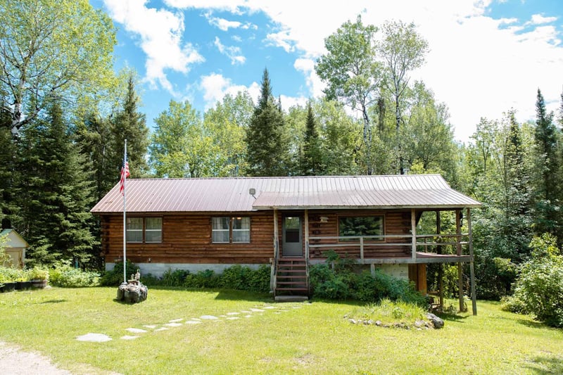 9003 Highway 1, Angora, MN 55703