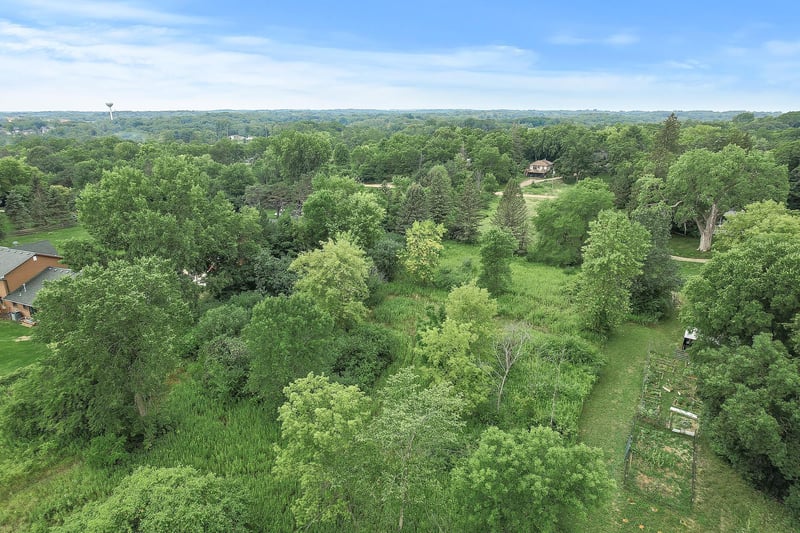 610 Clarence Ave, Minnetrista, MN 55364