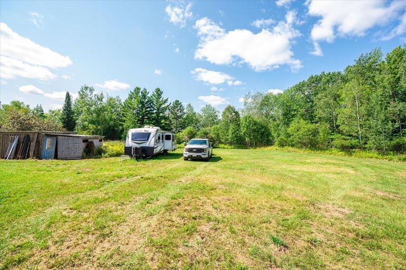 7578 S Marsik Rd, Lake Nebagamon, WI 54849