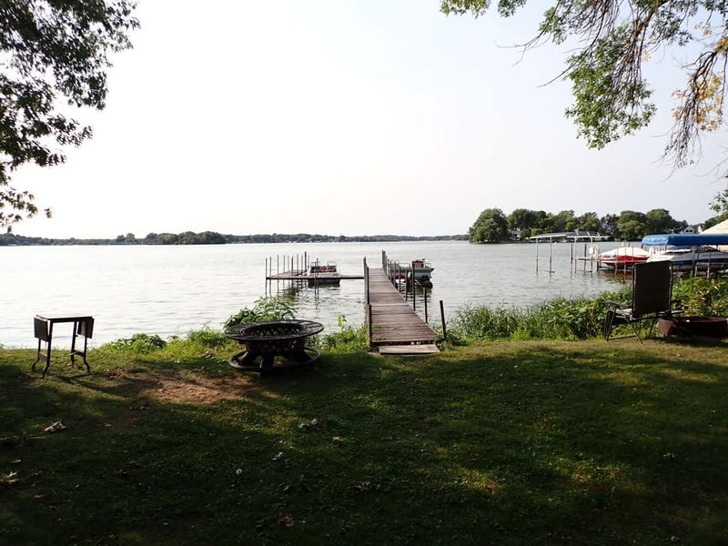 3950 Sunset Dr, Spring Park, MN 55384