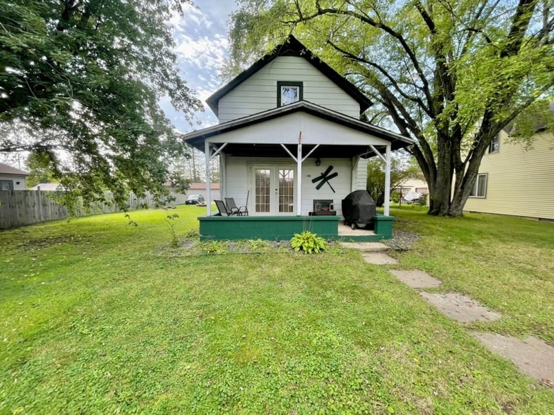 105 Jessie St, Marble, MN 55764