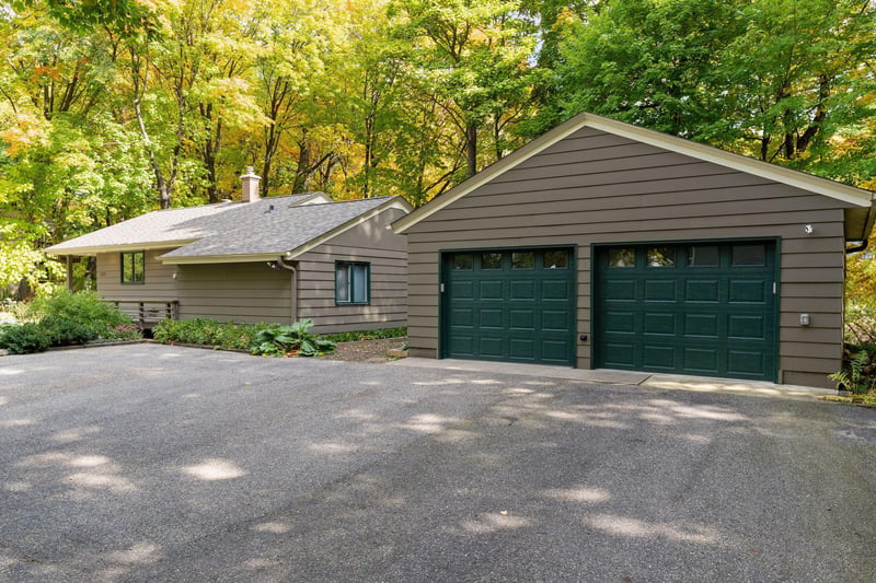 5525 Crestside St, Greenwood, MN 55331