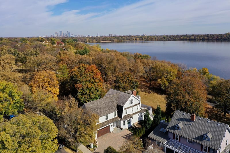 4602 W Lake Harriet Pw, Minneapolis, MN 55410