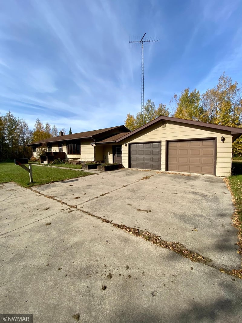 69652 Griffeth St, Roosevelt, MN 56673