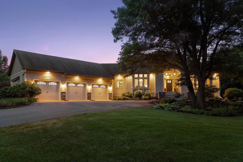 78 167th Ln NE, Andover, MN 55304
