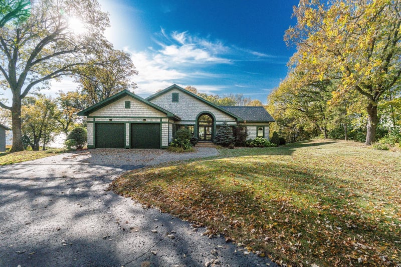 23561 Canterbury Sands Trl, Battle Lake, MN 56515