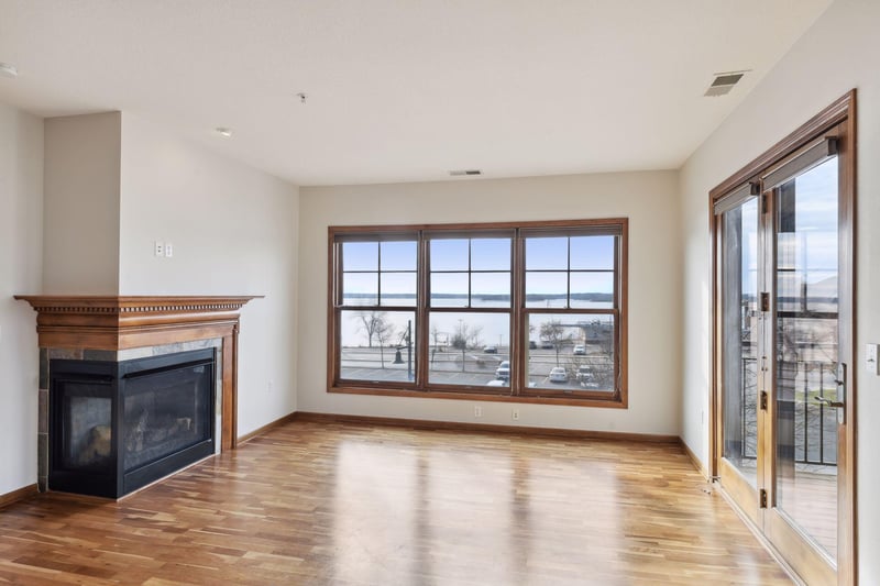 4100 Spring St #312, Spring Park, MN 55384