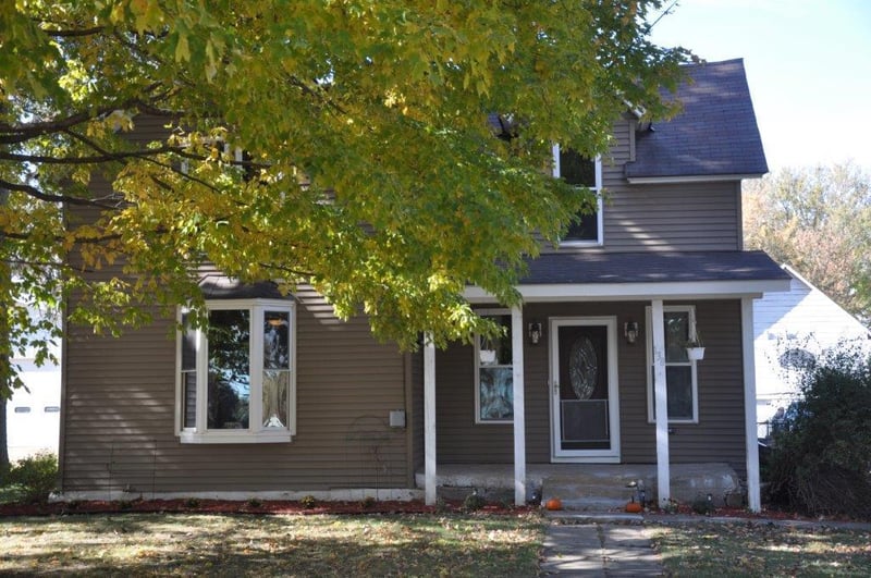 138 N Main St, Dexter, MN 55926