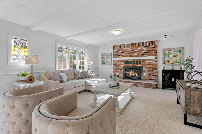 500 John St, Edina, MN 55343