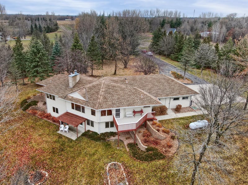 19370 Marmoset St NW, Nowthen, MN 55303