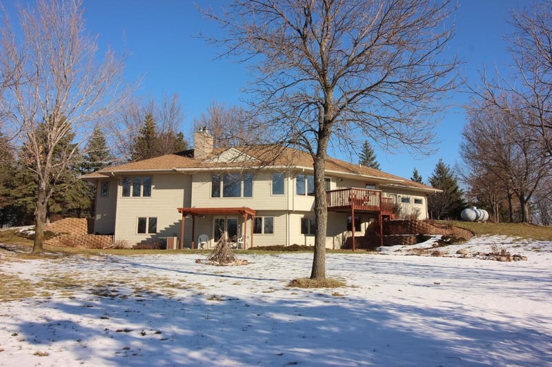 19370 Marmoset St NW, Nowthen, MN 55303