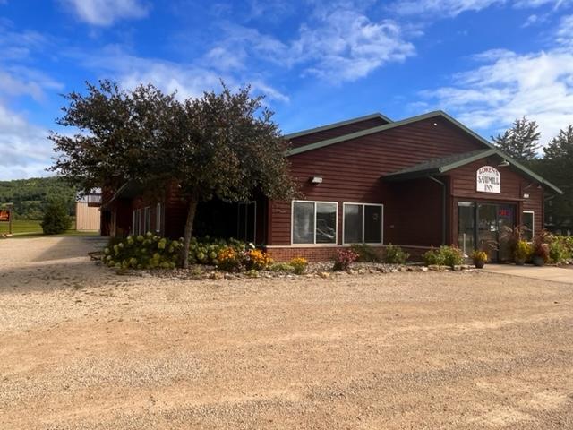 809 E Cedar St, Houston, MN 55943