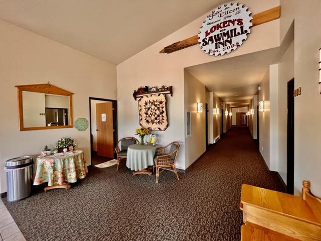 809 E Cedar St, Houston, MN 55943