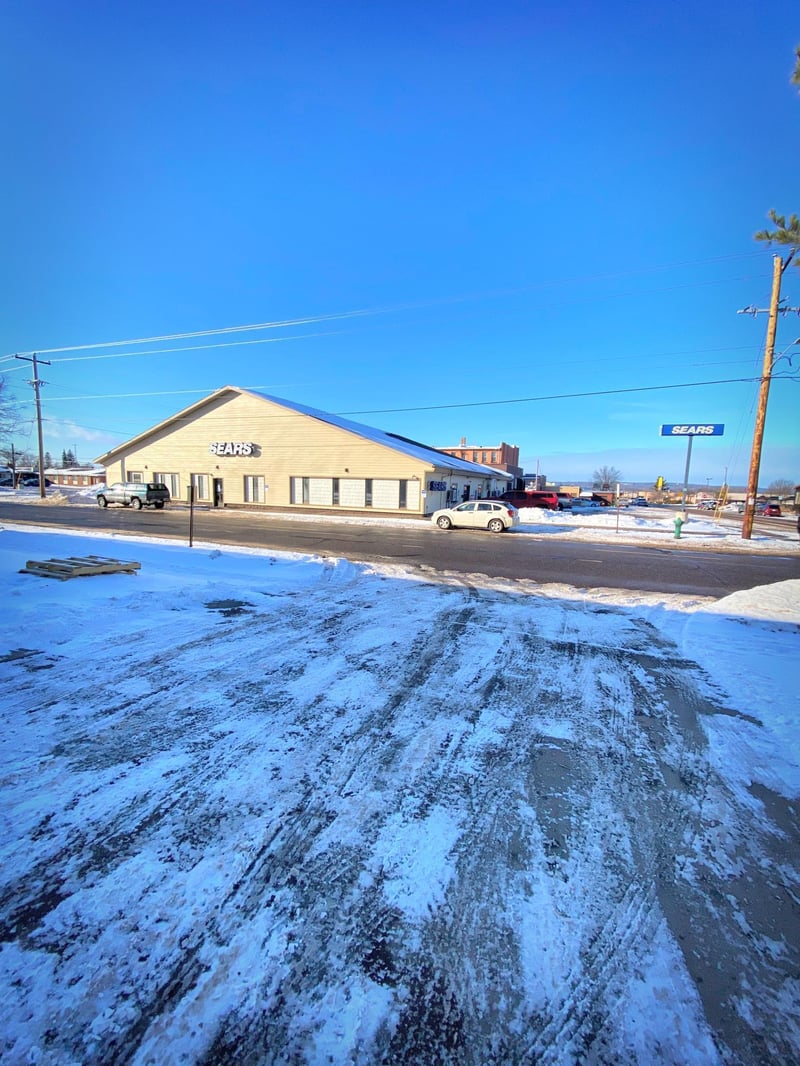 811 3rd St W, Ashland, WI 54806