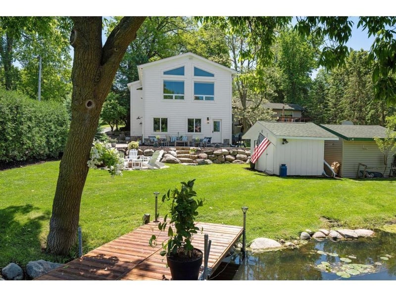 3800 Sunset Dr, Spring Park, MN 55384
