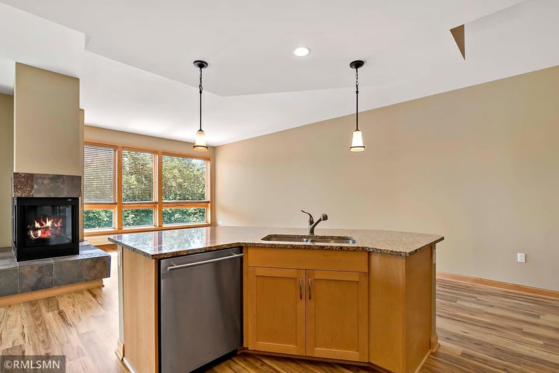 4201 Sunset Dr #N418, Spring Park, MN 55384