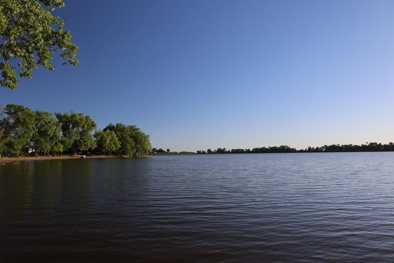 Lot 14 W Clear Lake Dr, Ceylon, MN 56121