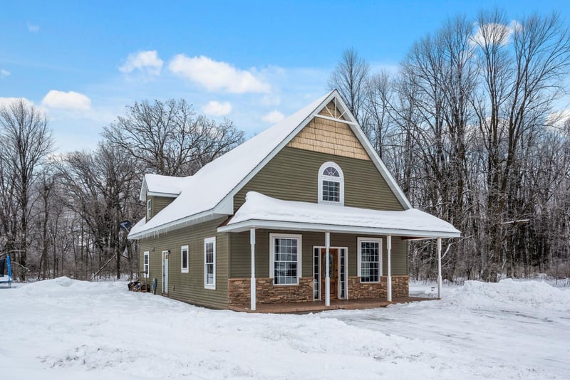 20134 Furuby Rd, Taylors Falls, MN 55084